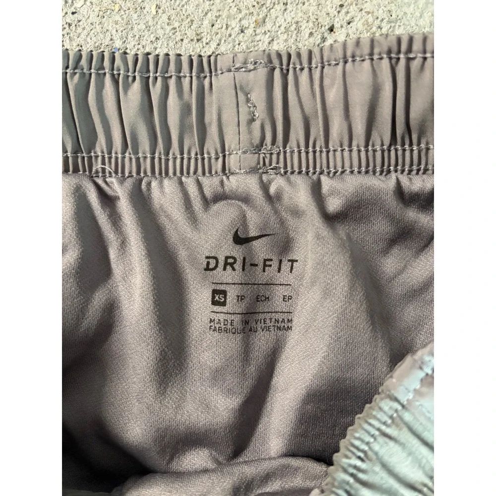 Nike Dri-FIT‎ Tempo Running Shorts Gray Heather Mesh Athletic XS